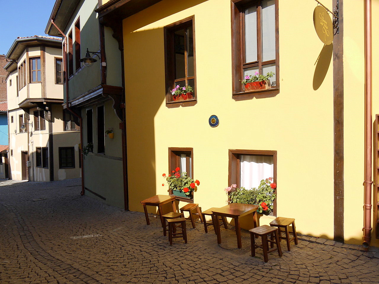 Eski